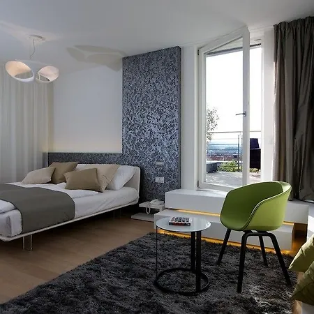 Mosaic House Design Szálloda 4*