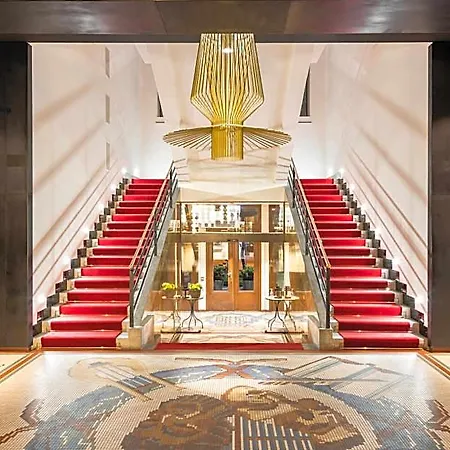 Mosaic House Design 4* Praga