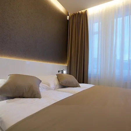 Mosaic House Design Hotell 4*
