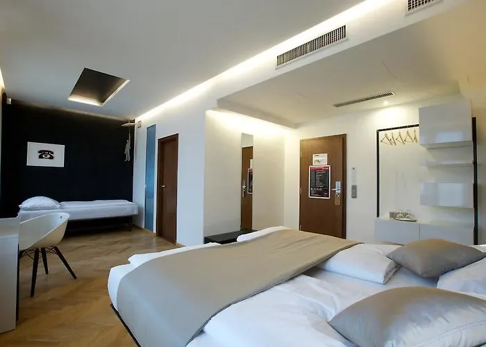 Hotel Mosaic House Design